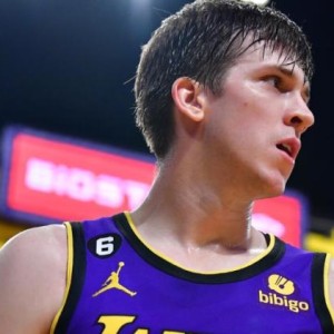 开云在线-多支球队有意争夺里夫斯 湖人不愿重蹈卡鲁索覆辙