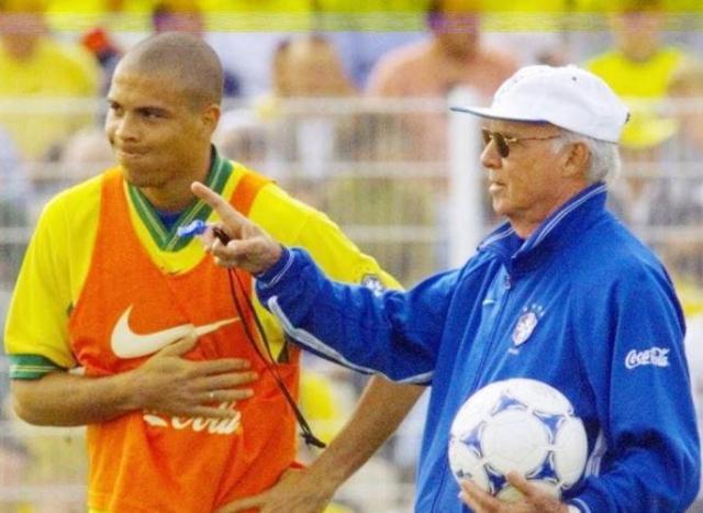 1704593422842053811.jpg D7fEXyLW0AAmzk2.jpg